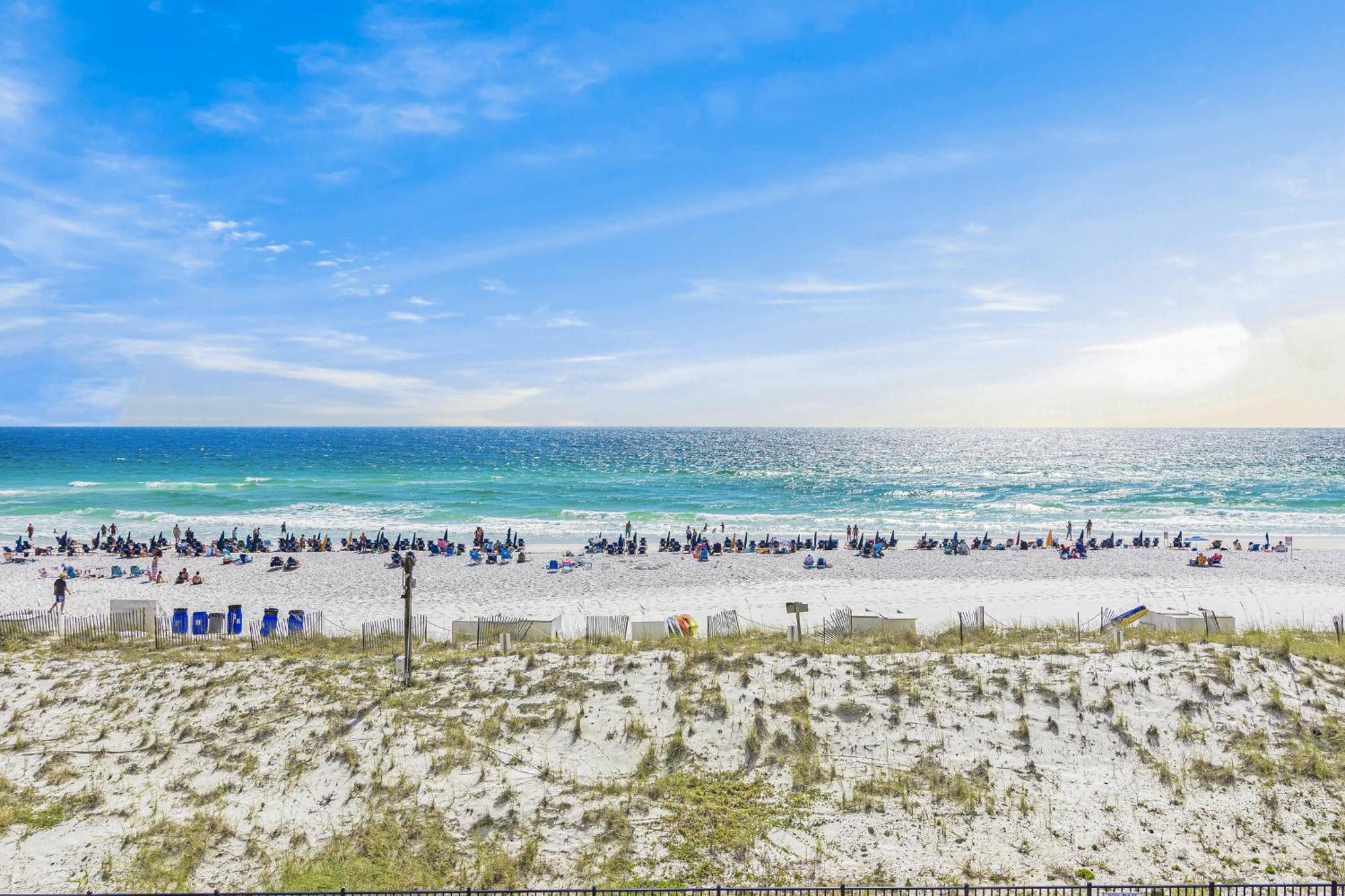 Pelican Beach Resort Condos Destin Bagian luar foto