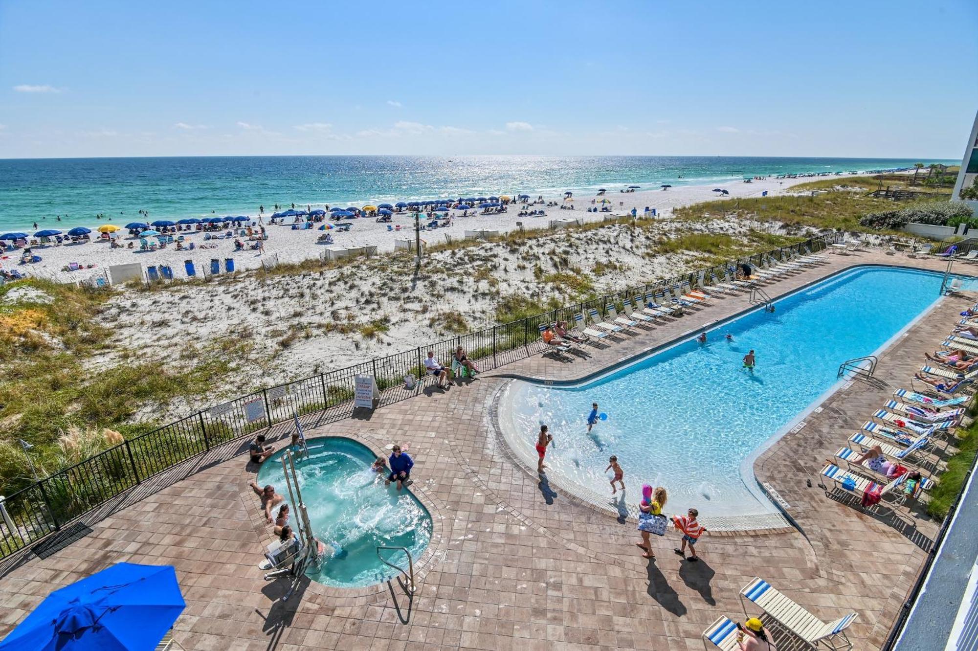Pelican Beach Resort Condos Destin Bagian luar foto