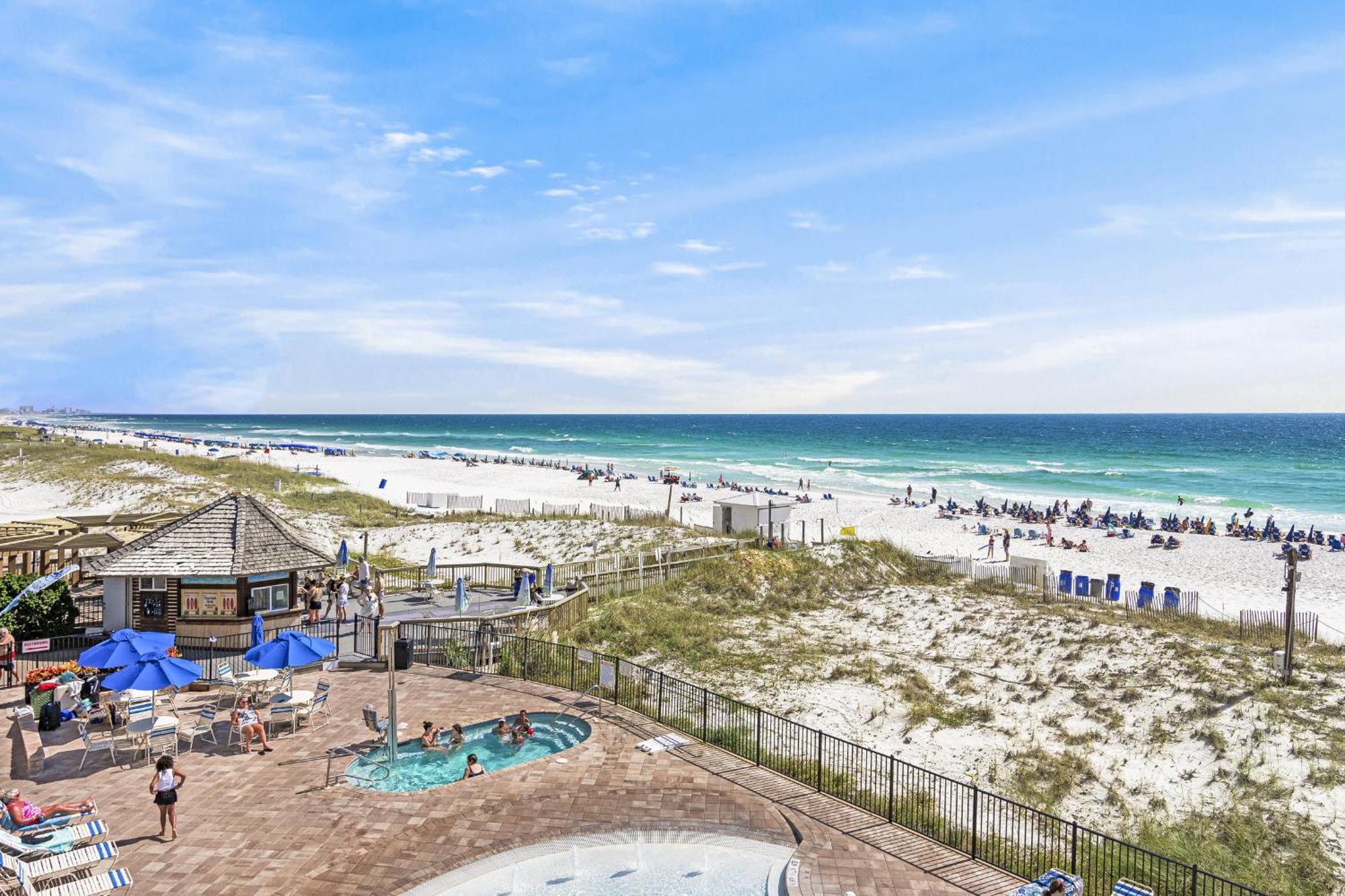 Pelican Beach Resort Condos Destin Bagian luar foto